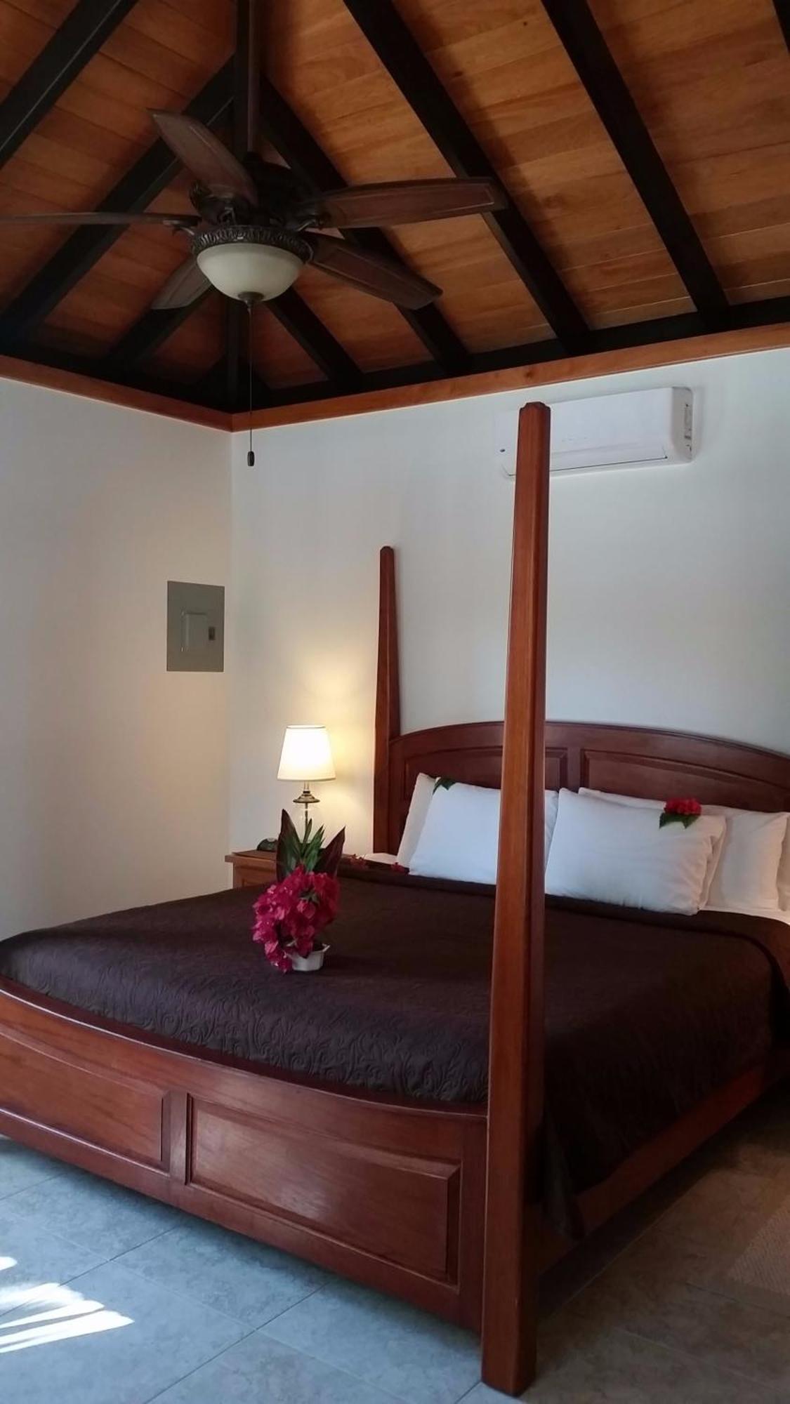 Cocotal Inn And Cabanas San Pedro  Zimmer foto